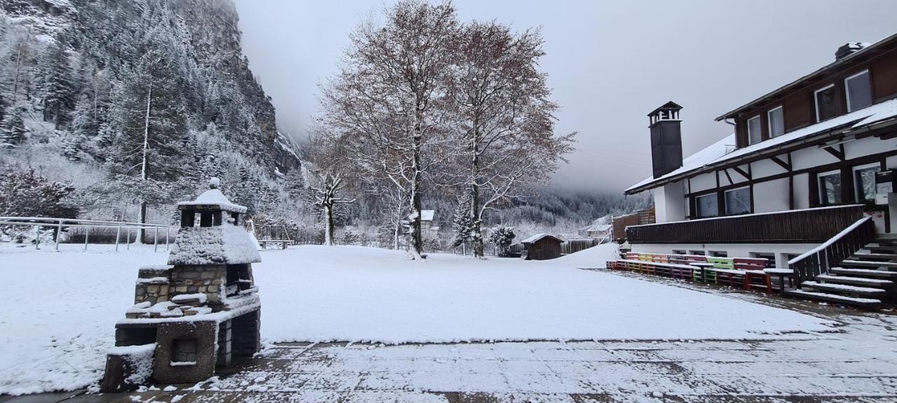 Hostel Gemmi-Lodge Kandersteg Exterior foto